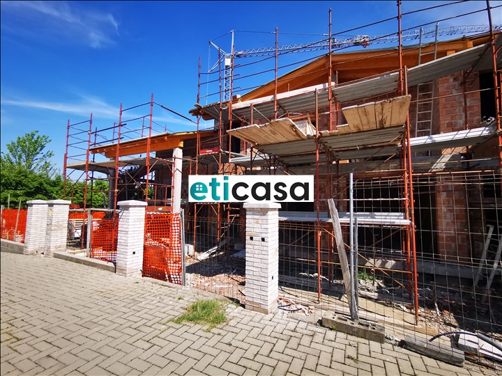 Villa Bifamiliare a La Verza